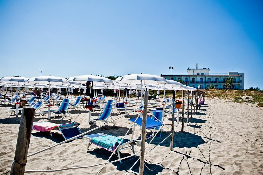 Ticho'S Greenblu Hotel Castellaneta Marina Luaran gambar