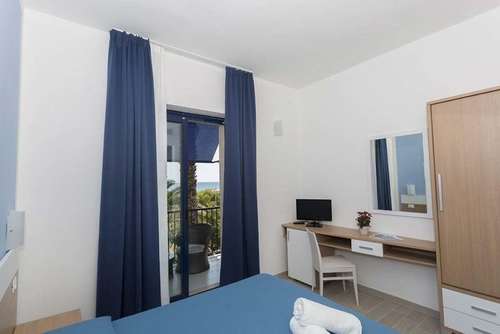 Ticho'S Greenblu Hotel Castellaneta Marina Luaran gambar