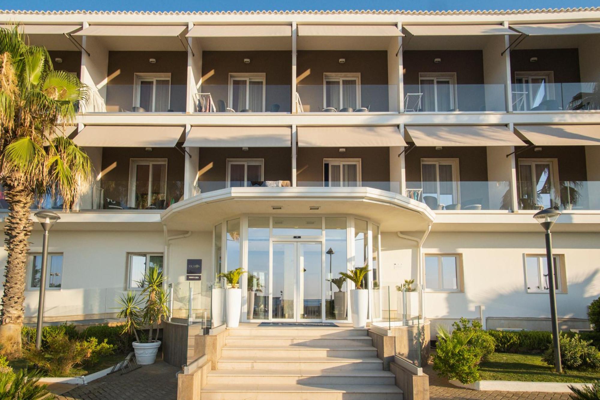 Ticho'S Greenblu Hotel Castellaneta Marina Luaran gambar