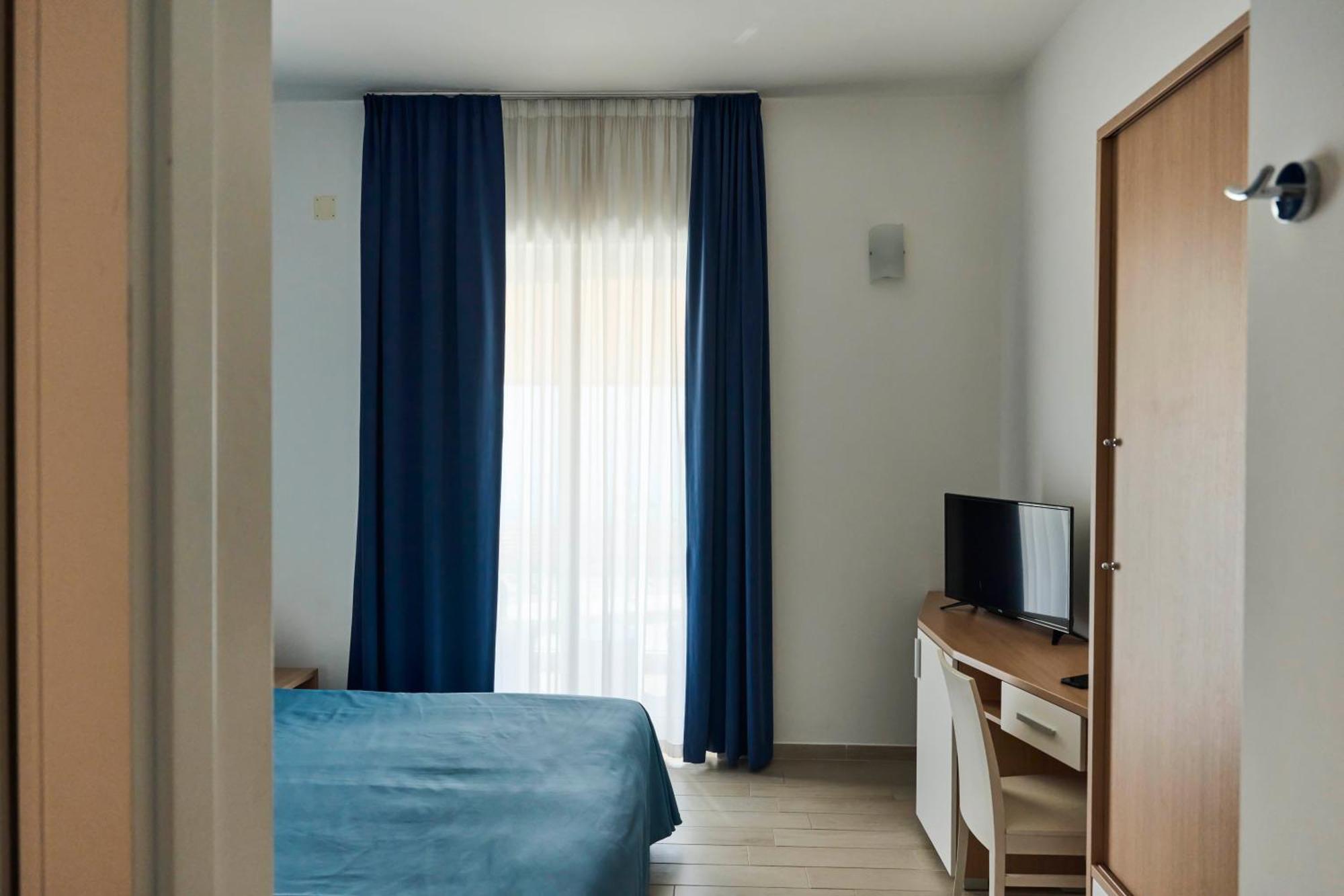 Ticho'S Greenblu Hotel Castellaneta Marina Luaran gambar