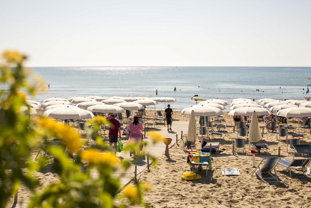 Ticho'S Greenblu Hotel Castellaneta Marina Luaran gambar